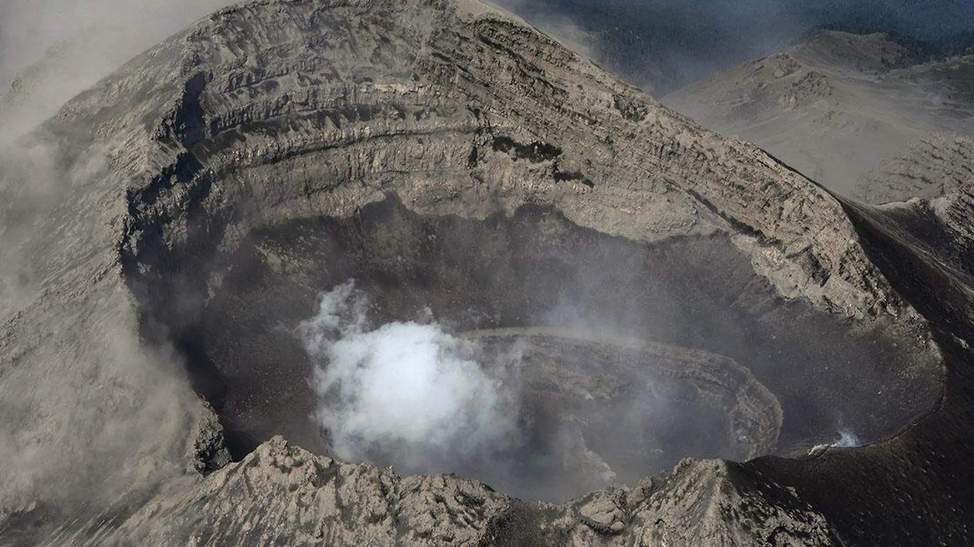 Es ya conocido que, con la llegada del invierno y las bajas temperaturas, el volcán Popocatépetl incrementa su actividad